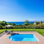 Filon Ktima Beachfront Upscale