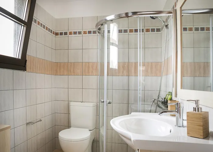 Filon Ktima Beachfront Upscale * Karavádhos