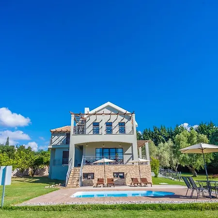 Filon Ktima Beachfront Upscale Каравадос