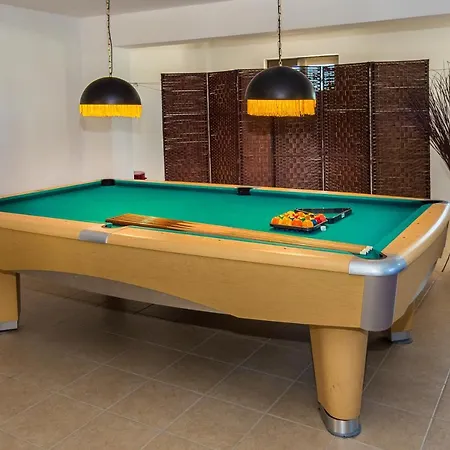 Villa Filon Ktima Beachfront Upscale