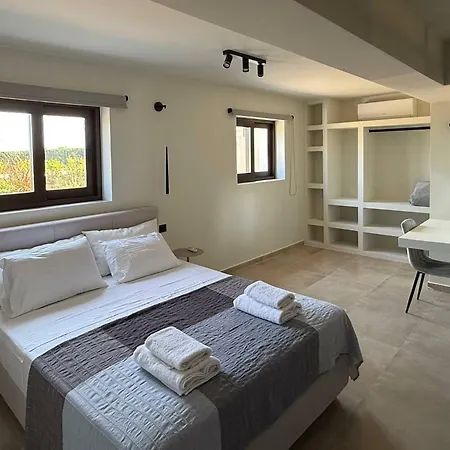 Вилла Filon Ktima Beachfront Upscale Каравадос