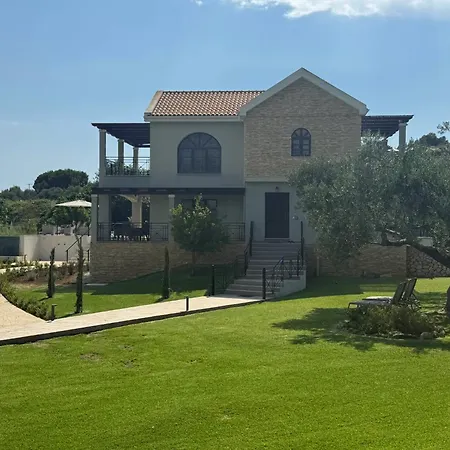 Filon Ktima Beachfront Upscale Каравадос