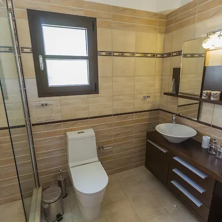 Вилла Filon Ktima Beachfront Upscale *