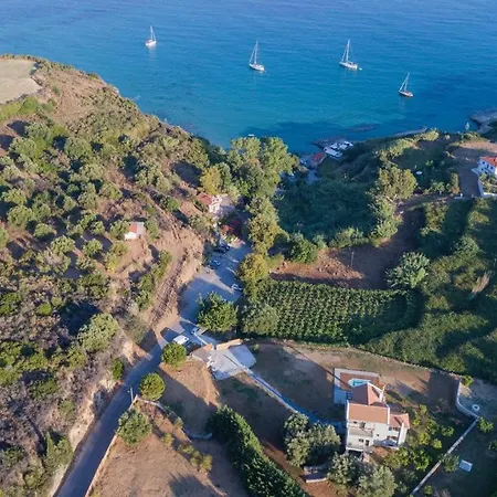 Вилла Filon Ktima Beachfront Upscale